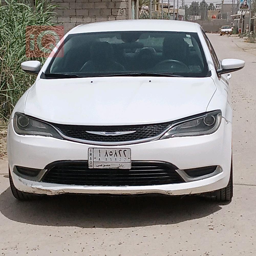 Chrysler 200